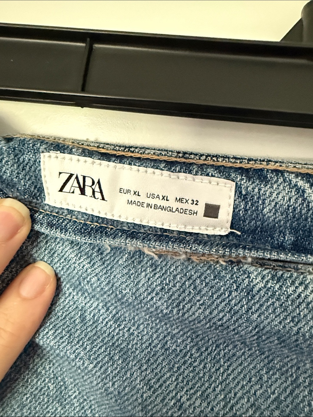 Zara Light Blue Button-Front Denim Midi Skirt with Front Slit - Picture 2 of 4